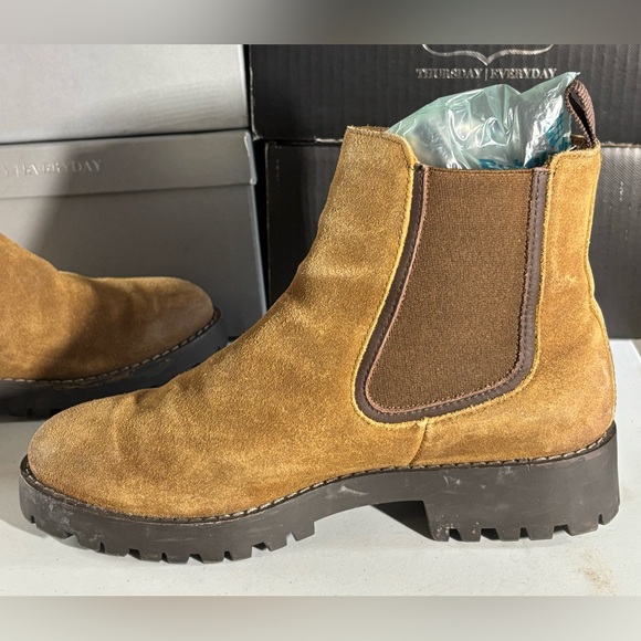 Men\'s Tan Suede Chelsea Boots main image 15